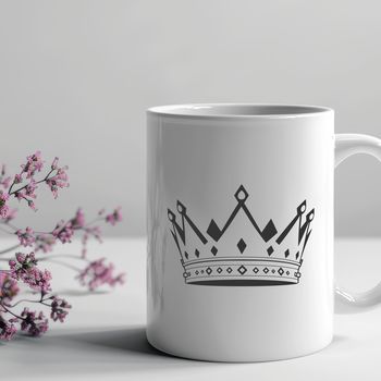 Illustrated crown icon in vector format