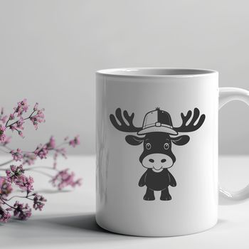 An SVG vector design of a moose, suitable for use in various digital applications and designs.