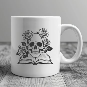 A high-resolution, editable SVG design featuring a detailed gothic skull motif, ideal for crafting and design applications.