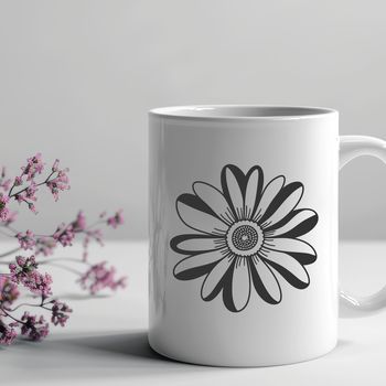 A high-quality SVG design featuring a single white daisy against a transparent background.