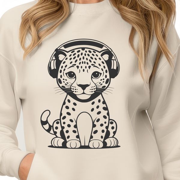 Majestic Feline Vector Graphic An SVG vector graphic of a majestic big cat, ideal for use in design projects requiring high-quality animal images.