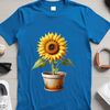 Vibrant Sunflower in a Garden Pot Large high-resolution transparent PNG image of a sunflower in a flower pot.
