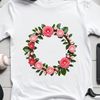 Beautiful Interlaced Flower Wreath A detailed floral wreath with intertwined flowers on a transparent background.
