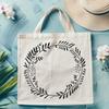 Free Vector Wreath Graphic for Personal Use A floral wreath made up of intricate elements designed as a vector graphic.