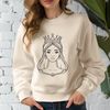 Crowned Princess Vector Graphic Female princess character with a crown, designed as vector art for digital use.