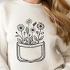 Beautiful Handmade Pockets A decorative flower-shaped pocket designed with intricate details, suitable for various crafting projects.