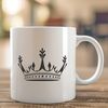 Elegant Regal Crown Design A digital illustration of a regal crown with intricate details, suitable for various design applications.