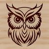 Realistic Bird Portrait in Vector Format A detailed illustration of an owl's head, showcasing its sharp features and feathered plumage.