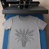 Cutting Machine Design: Wheat Outline SVG Illustrative wheat silhouette designed as a vector graphic for cutting machines and digital designs.