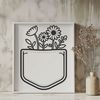Beautiful Flower-Shaped Pouch SVG A digital vector illustration of a flower-shaped pocket, suitable for crafting or design projects.