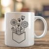 Beautiful Wildflower Pattern Design A delicate floral pocket design featuring intricate illustrations of wild flowers.